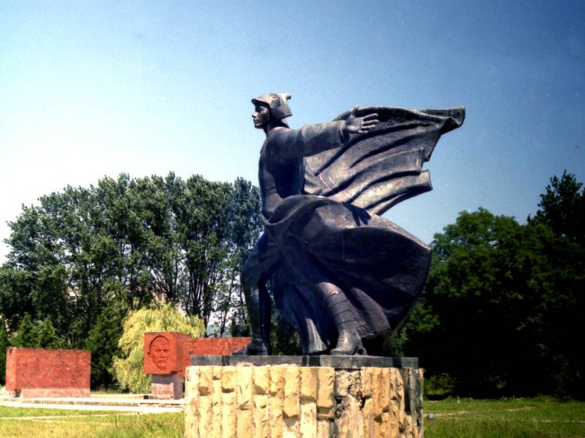 Шесть самых известных пионерских лагеря СССР тогда и сейчас